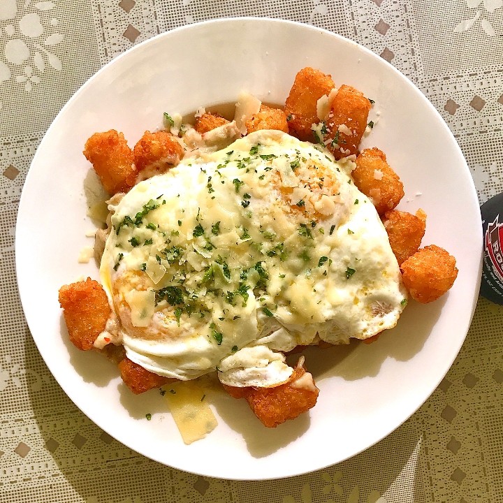 BREAKFAST POUTINE