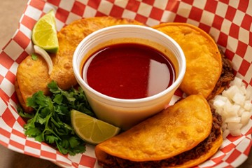 Paradise Taqueria 4621 Summerhill Rd