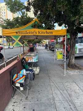 Klaudette’s kitchen 1432 S Oak St Suite 11