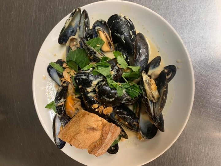 Moules Small Bowl Curry