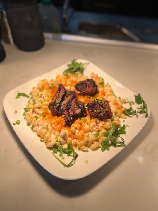 Mac 'N Cheese W/Steak Tips