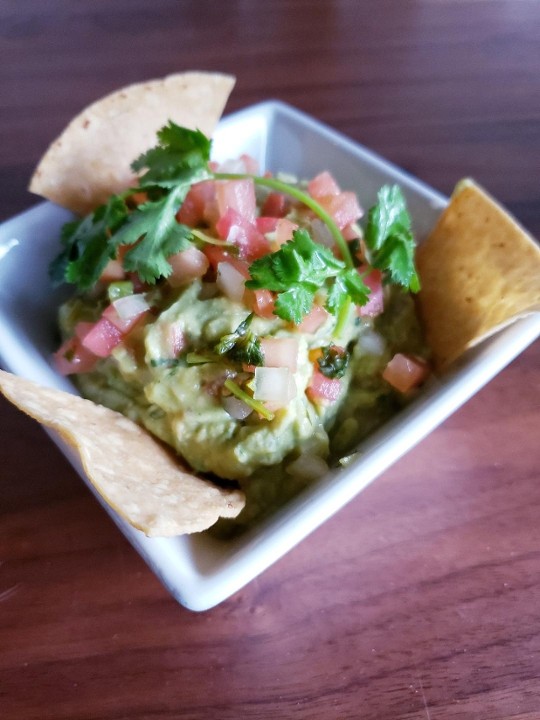 GUACAMOLE MOLCAJETE APPETIZER