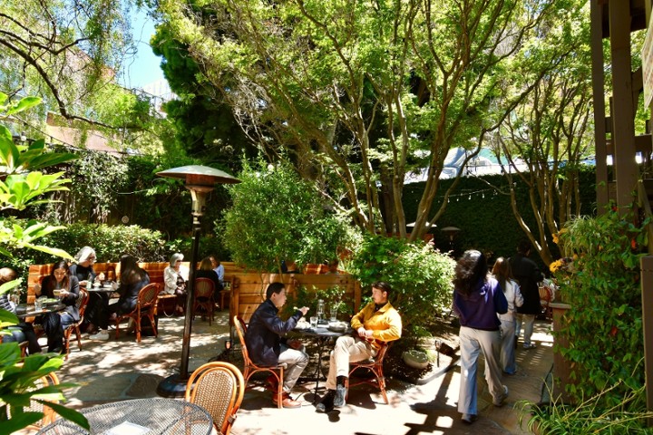 Restaurant banner image
