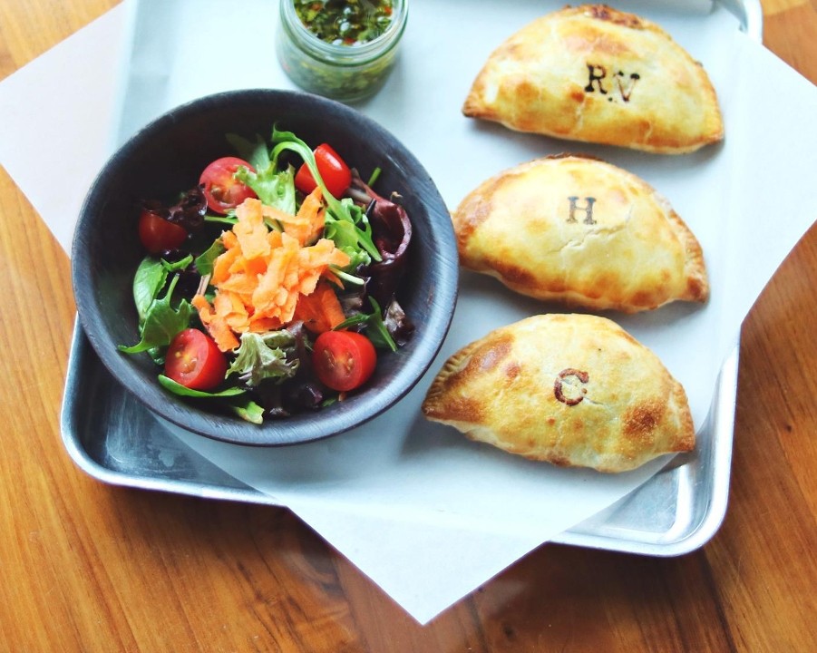 La Masa Empanada Bar