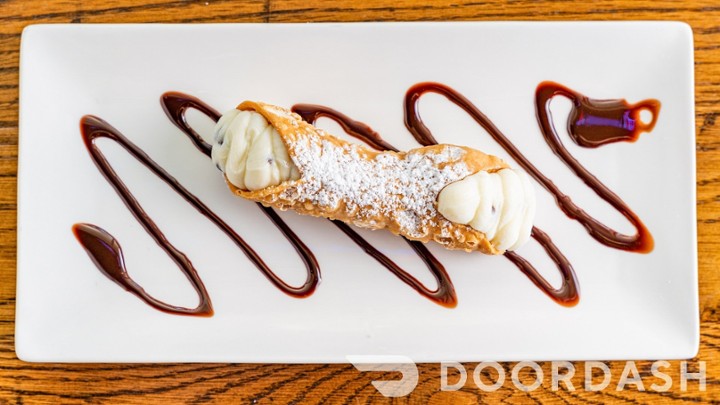 ITALIAN CANNOLI