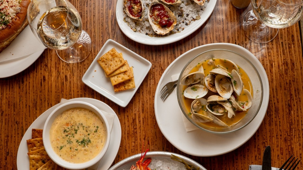 Willi's Seafood & Raw Bar 403 Healdsburg Avenue
