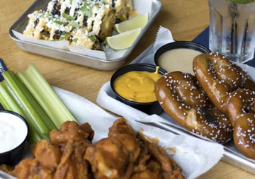 Avenue Bar & Grill