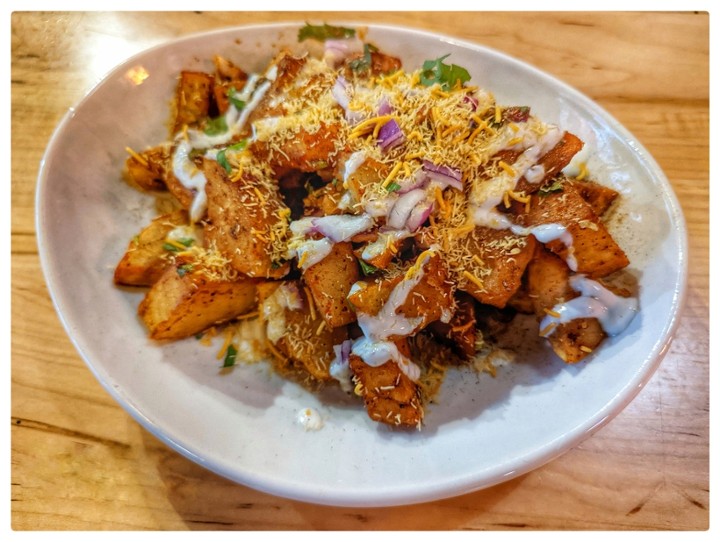 Chatpati Aloo (Potatoes) Chaat