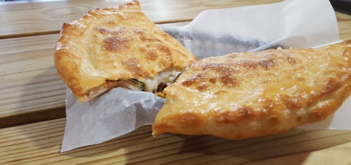 Calzone*