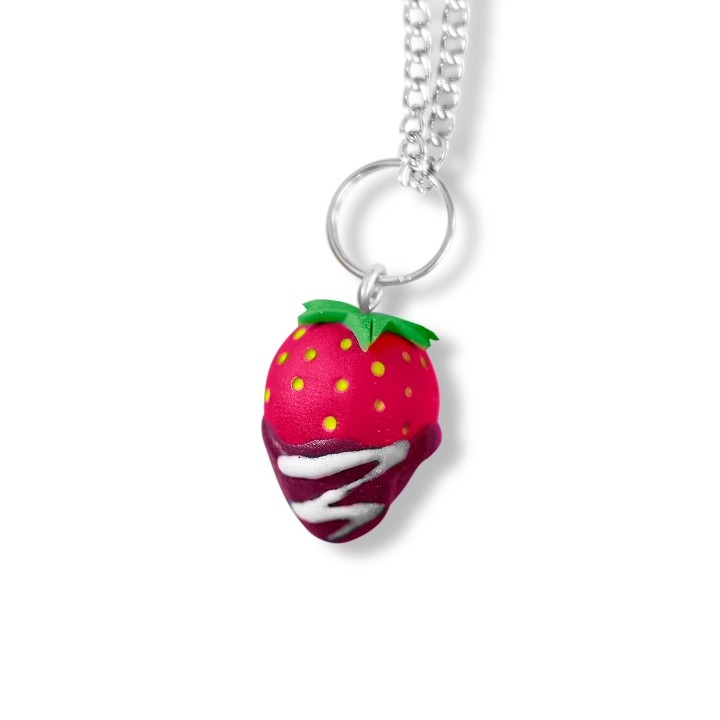 STRAWBERRY NECKLACE