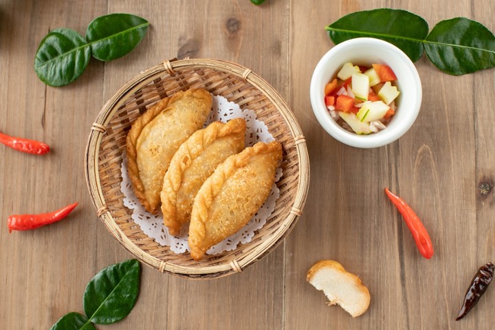 Chicken Curry Puff