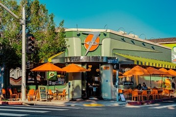 Fred 62 1850 N Vermont Ave
