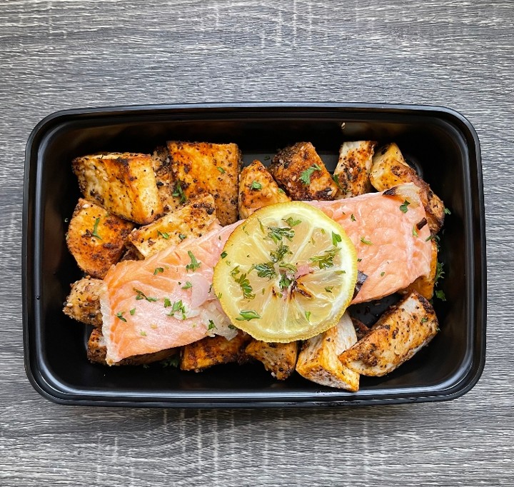 Salmon w/ Togarashi Molongo