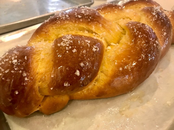 Traditional Braided Challah (April 19th only)