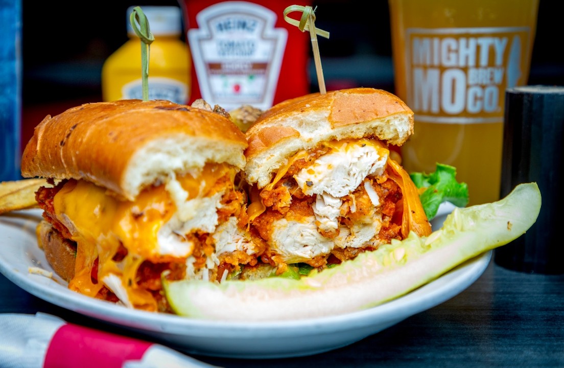 Tracy's Diner - Buffalo Chicken Sando