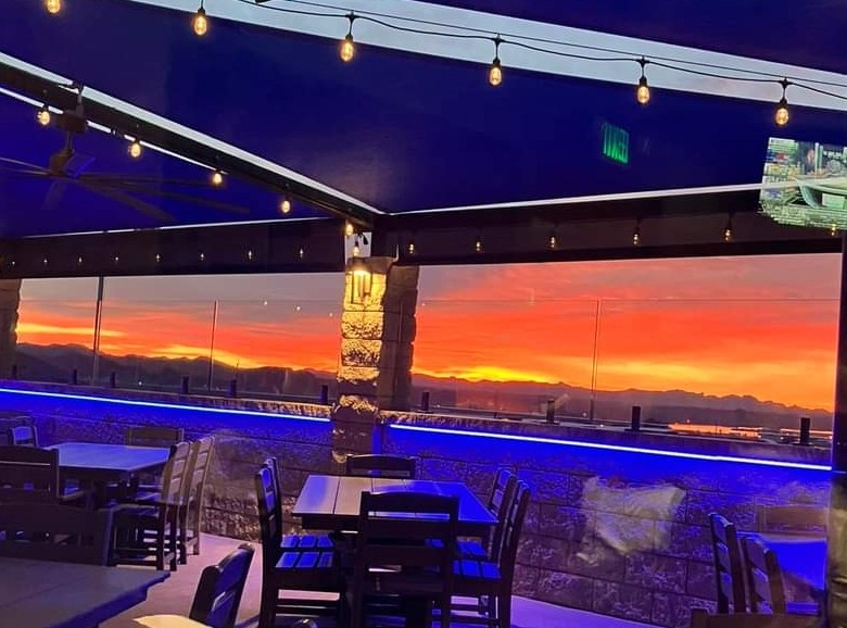 Tavern 95 Grill & Spirits