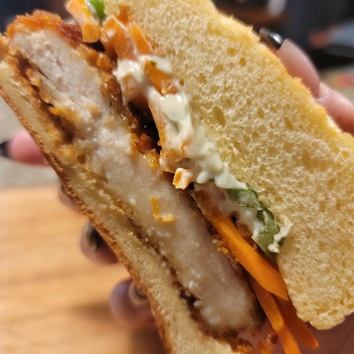 Saigon Chicken Sandwich