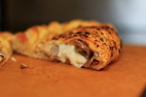 D'favorite Calzone