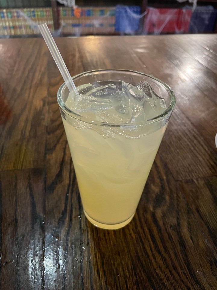 16oz Fresh Squeezed Lemonade