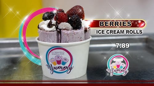 Berries Ice Cream Roll