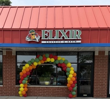 Elixir Squeeze & Brew 17112 South Park Ave