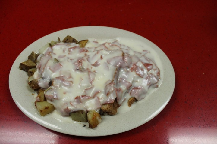 Creamed Dried Beef on Home Fries