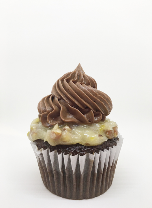 GERMAN CHOCOLATE CUPCAKE