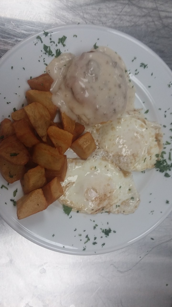 Country Biscuits & Gravy