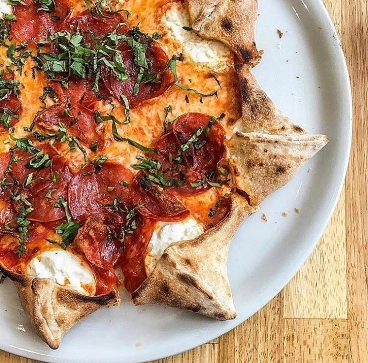 Mister O1 Extraordinary Pizza - Naples