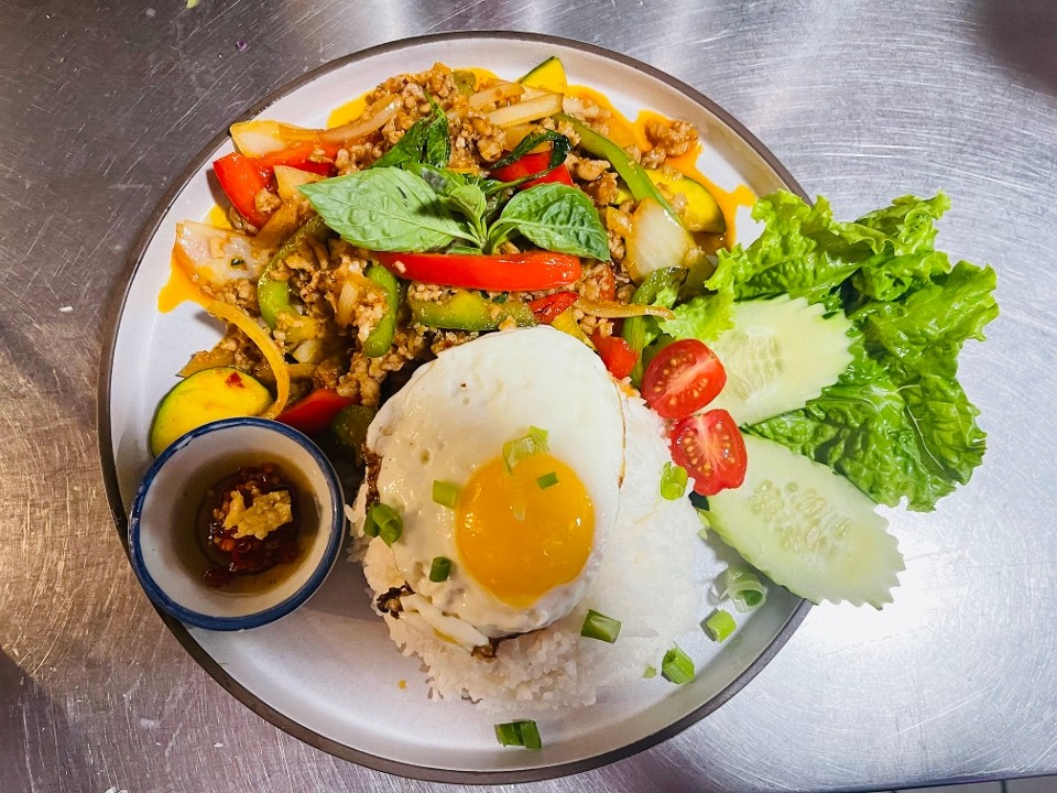Gra Prow Ground Pork with Fried Egg come with Rice