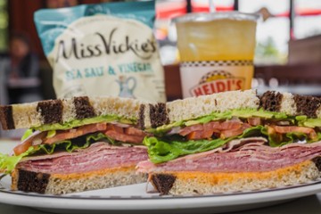Heidi's Brooklyn Deli Lone Tree