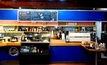 Three Mountain Cafe