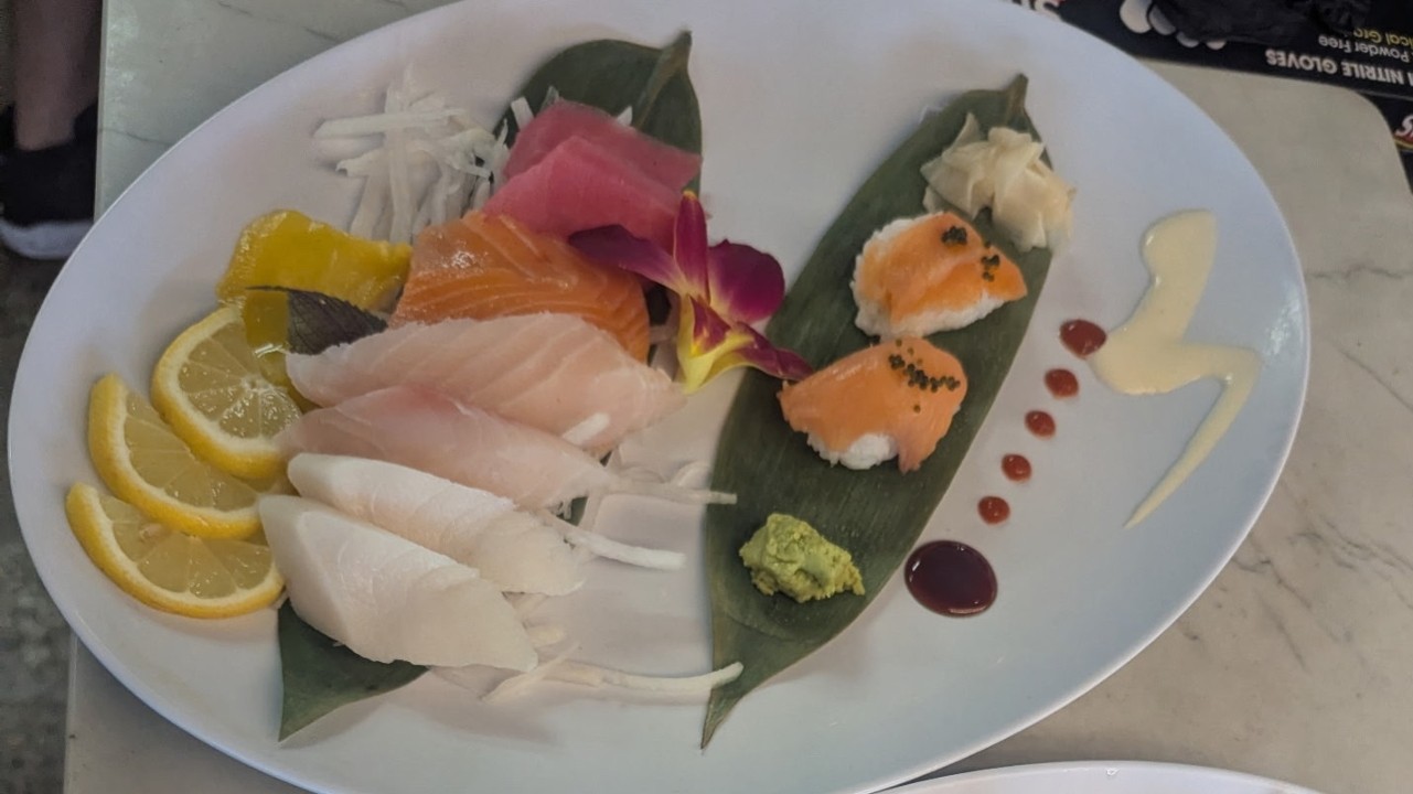 Ohana Hut 5750 McMahon Boulevard Northwest
