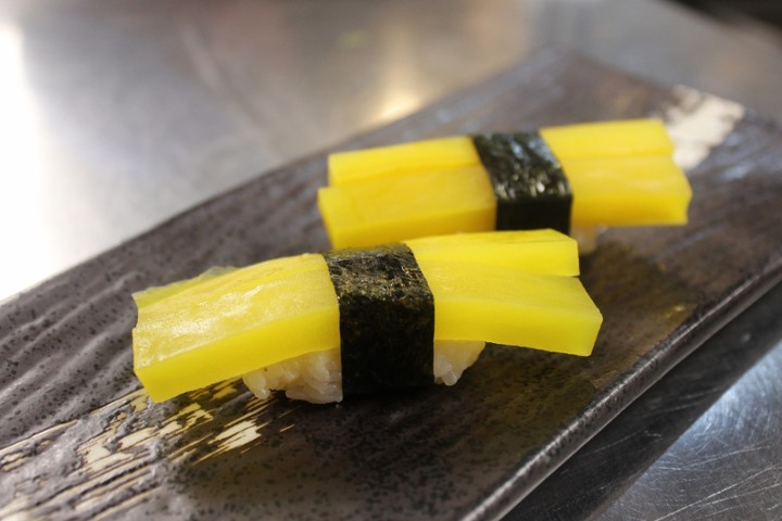 Oshinko (Japanese Pickled Daikon)