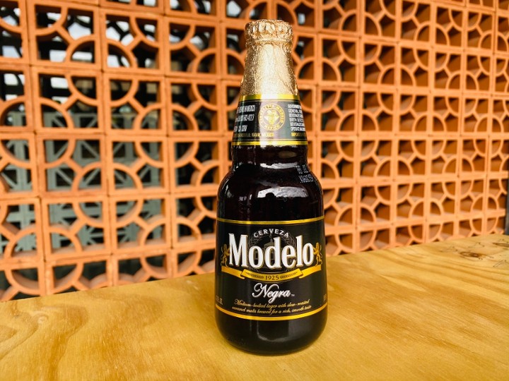 Modelo Negra