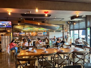 Exit 4 Food Hall