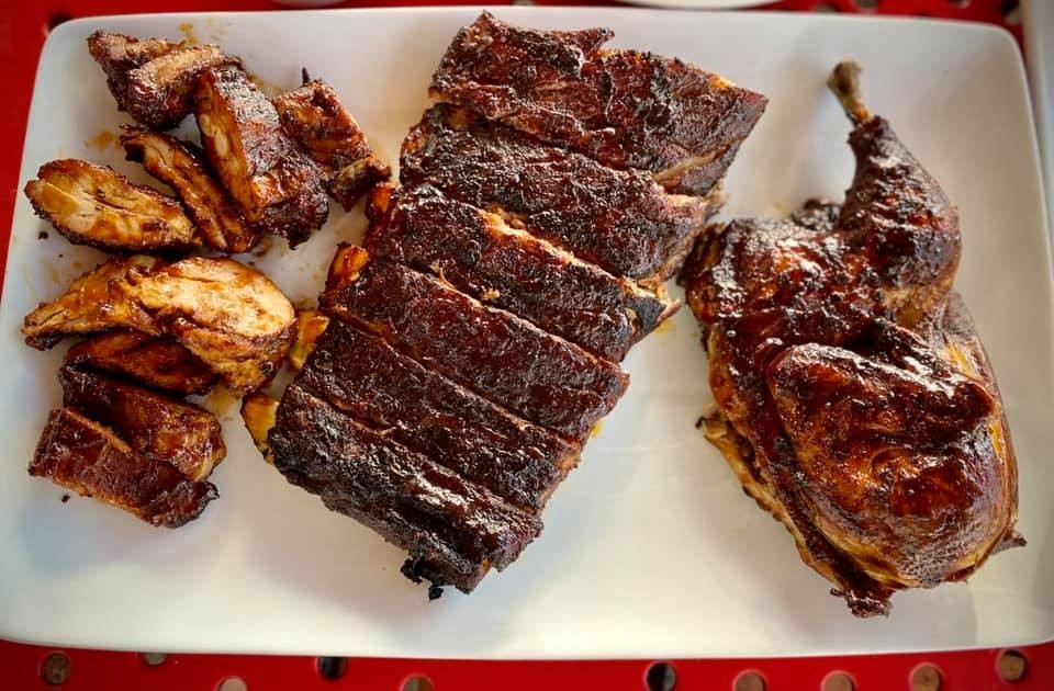 Dixie Pig BBQ 4495 North Dixie Highway
