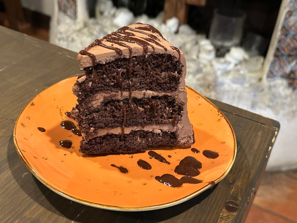 Chocolate Tower Cake*