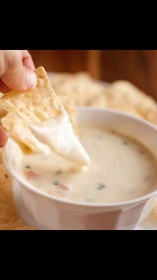 Queso & Chips*