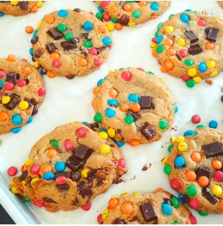 Kids M&M Cookie