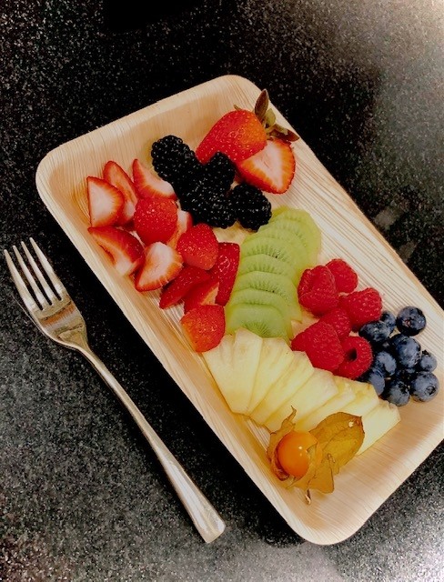 Fresh Fruit Plate | Served until 1pm