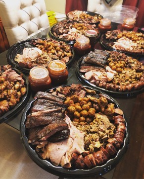 Dirty Reds Barbecue 330 Kansas Avenue