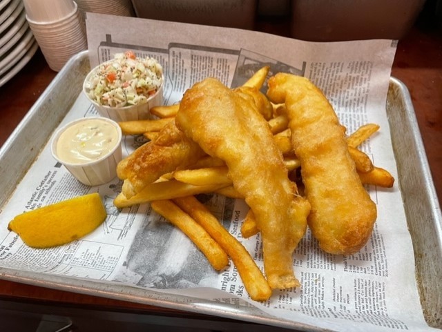 Fish N Chips w/Fries & Slaw