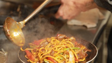 Yang's Noodle 煎饼师傅