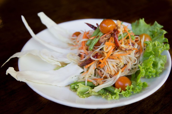 Som Tum (Papaya Salad)