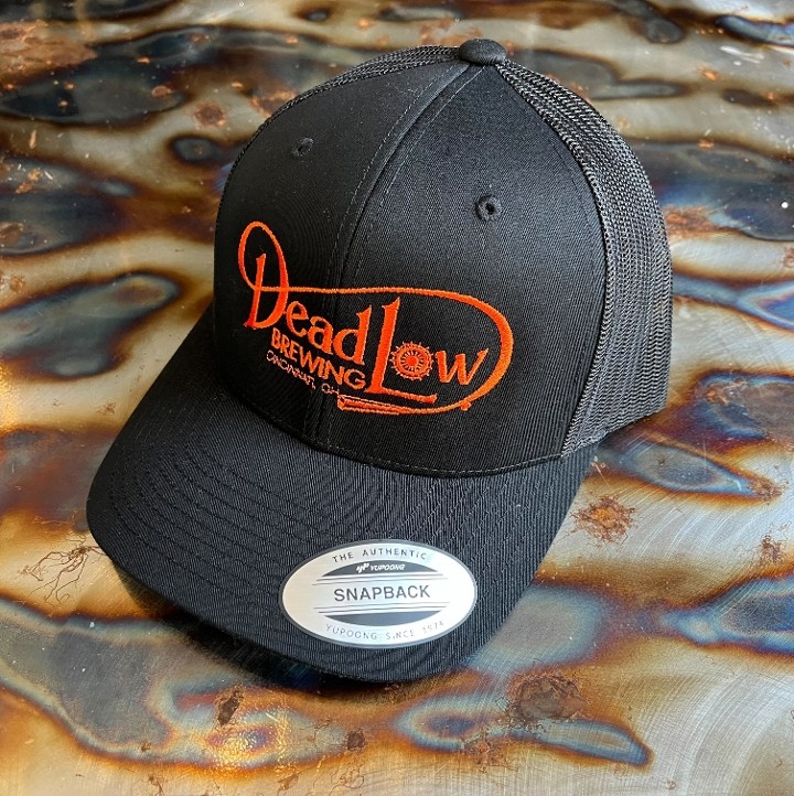 Snapback (Orange/Black)
