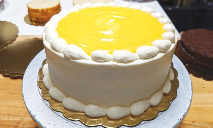 10" Lemon Cake