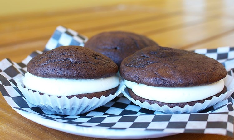 * Chocolate Whoopie Pies (6)