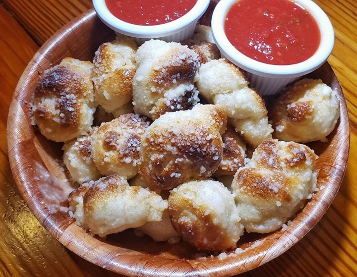 LG Garlic Knots