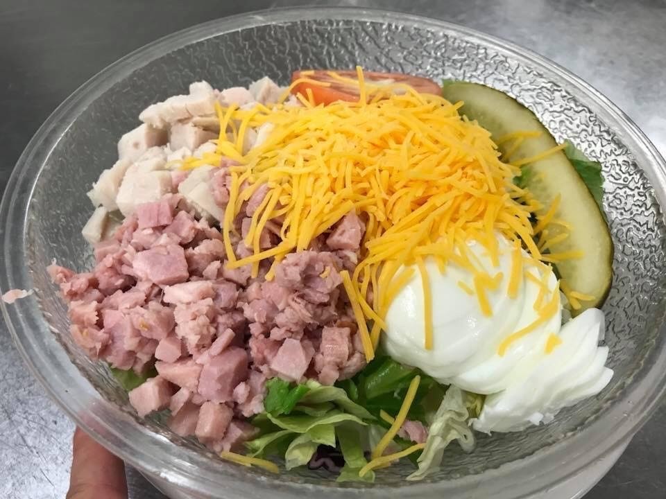 • Chef's Salad w/ham, turkey, egg & cheese